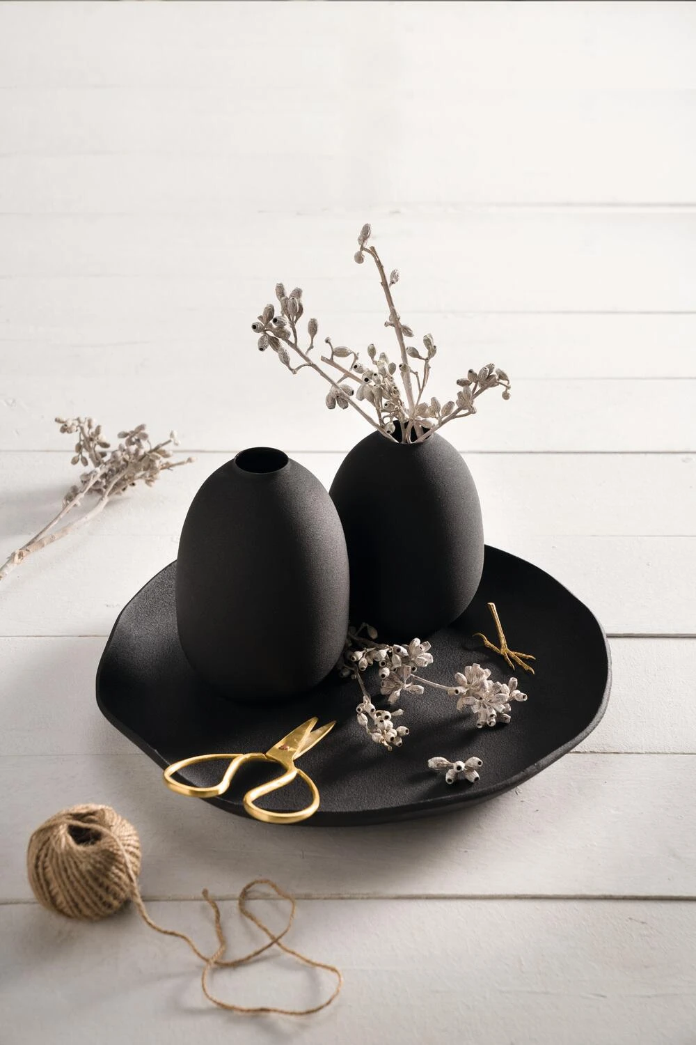 Leonardo Vase CASOLARE 16,4 Cm Schwarz Metall 5 Leonardo Vase CASOLARE 16,4 Cm Schwarz Metall – Bild 3