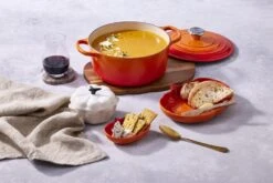 Le Creuset Kürbisteller Mittel In Meringue -Küchenbedarf Laden 21177240902430 62106020900099 62106010900099 61802357160003 49811460010003 LS00001