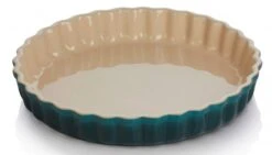 Le Creuset Tarteform In Deep Teal
