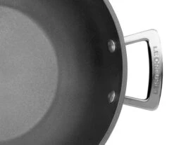 Le Creuset Aluminium-Antihaft Wok-Pfanne -Küchenbedarf Laden 96202030 Wok Pfanne oben 30 l