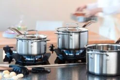 Le Creuset Topfset 3-ply, 5-teilig -Küchenbedarf Laden 96209400001000 Le Creuset Topfset 3 ply 5 teilig Ambiente