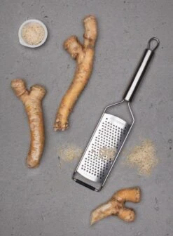 Microplane Grobreibe Professional -Küchenbedarf Laden MP Professional Series Coarse Grater 38000 horseradish neu l