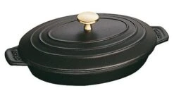 Staub Auflaufform Aus Gusseisen Mit Deckel, Oval