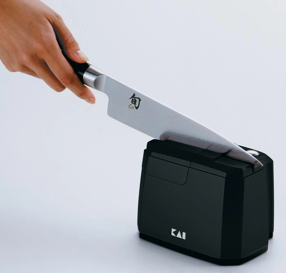 KAI Shun Elektrischer Messerschärfer 4 KAI Shun Elektrischer Messerschärfer – Bild 2