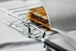 KitchenAid Toaster ARTISAN 2-Scheiben In Onyx Schwarz -Küchenbedarf Laden ka13 artisan 4slicetoaster sandwichrack4 219 3 l